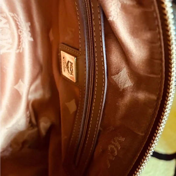 🐣 WAS $415 MCM Visetos Monogram Cognac Barrel Bag - Picture 11 of 13